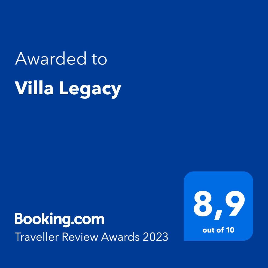 Villa Legacy Krusvar Bagian luar foto